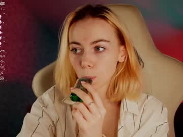 webcam girl emelywood_ image #3542034
