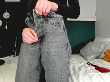 webcam girl innocentprovenguilty image #3342041