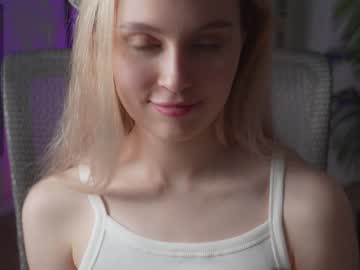 webcam girl sonyaericsson image #6773557