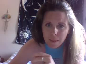 webcam girl naughtyymarie420 image #4648684