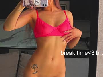 webcam girl angella_kleee image #2094504