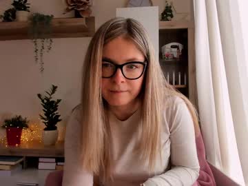 webcam girl bestgirl_ofthe_neighborhood image #3925464