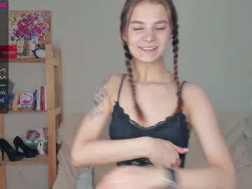 webcam girl sweet_idol image #1820958