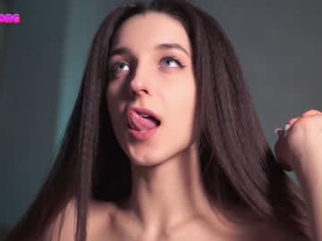 webcam girl angels_kiss image #4285585