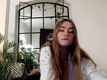 webcam girl strawberryjamx image #5882735