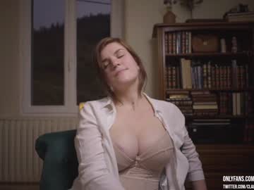 webcam girl claire_moulin image #532019