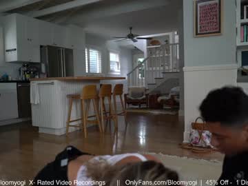 webcam girl bloomyogi image #5308553