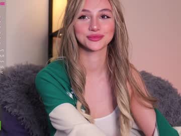 webcam girl babeholly image #4748816