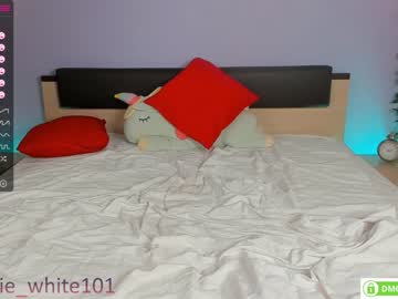 webcam girl foxhilary image #2102967