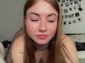 webcam girl strawberryjamx image #1113974