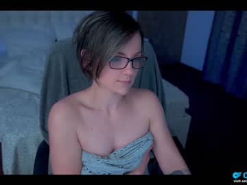 webcam girl tiffanyriox image #2760337