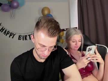 webcam couple dominant_family image #1550648