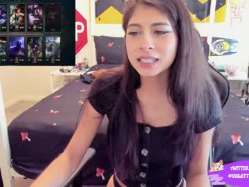 webcam girl violetttflowers image #3210143