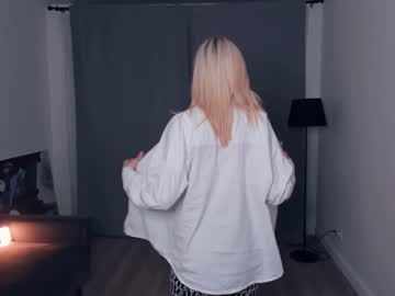 webcam girl lili_summer image #5629989