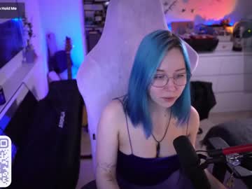 webcam girl blue_mooncat image #6900282