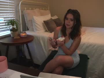webcam girl dontgivethisout image #3863933