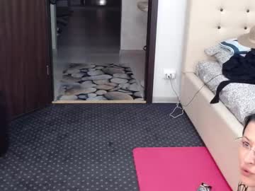 webcam girl carmela_fox image #4081495