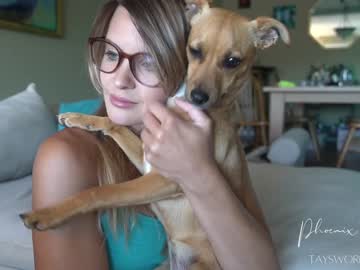 webcam girl phoenix_taylor image #2101112