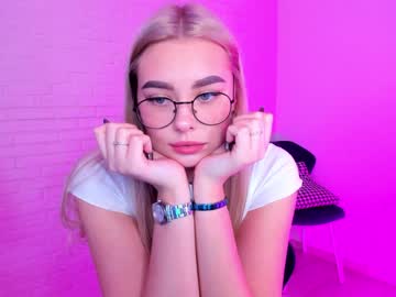 webcam girl 8a8y_nura image #1363038
