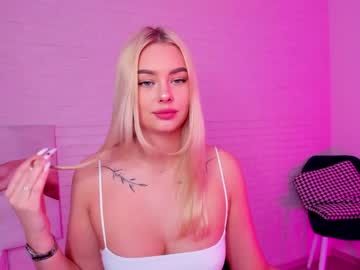 webcam girl 8a8y_nura image #1599802
