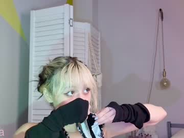webcam girl y_u_m_i_k_a image #4460165