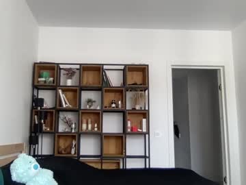 webcam girl wonderland_stia image #5449163