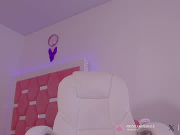 webcam girl nicolle_mitchelle image #6806289