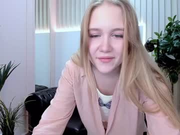 webcam girl kittenbella image #2731110
