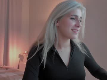webcam girl whitewidooowww image #805023