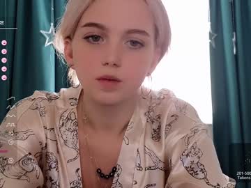 webcam girl small_blondee image #5219206