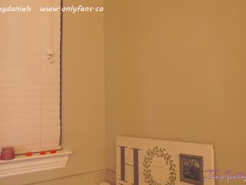 webcam girl theashleydaniels image #1139835