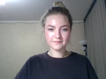 webcam girl aksssgirl image #3747912