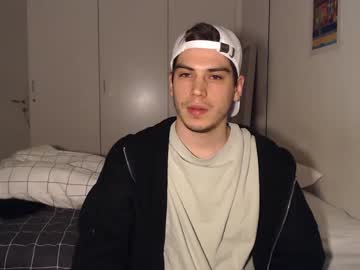 webcam man andryck_19cm image #6026129