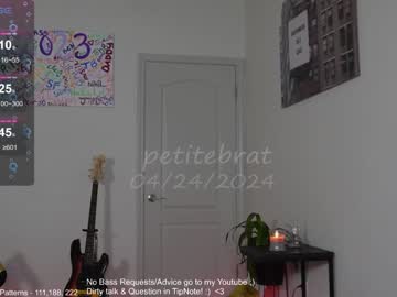 webcam girl petitebrat image #6842632