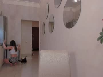 webcam girl strawberry_donut image #675596
