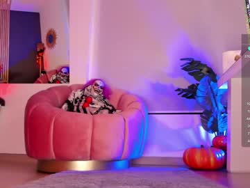 webcam girl lau__1 image #5470278