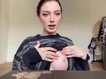 webcam tranny evelynforever image #4444699