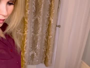 webcam girl myassistant image #2839122