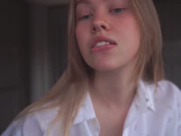 webcam girl bibi_it_is image #5319319