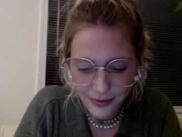 webcam girl bambis_honeypot image #1053530