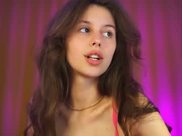 webcam girl plump_bums image #1986345