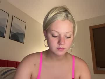 webcam couple 2prettylittlething2 image #5073378