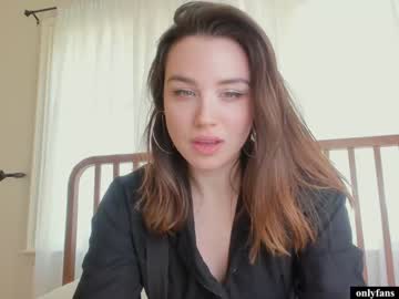 webcam girl cinnabelle image #4377960