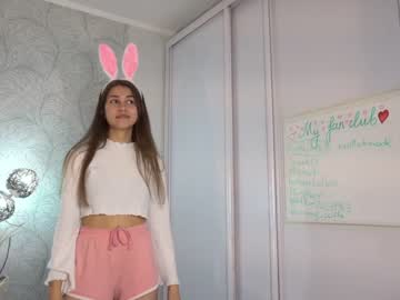 webcam girl little_animal image #5529854