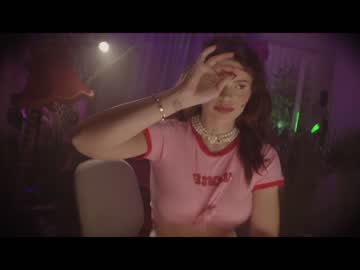webcam girl lucieoude_ image #3742136