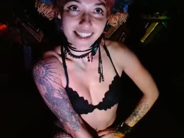 webcam girl pixiepixelized image #995567