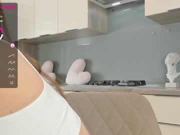 webcam girl miaaperry image #3776029
