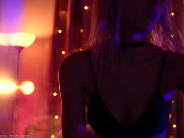webcam girl peach_me image #909604