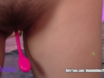 webcam girl blue_bubbles118 image #3135196