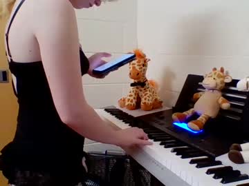 webcam girl blonde_katie image #5855501